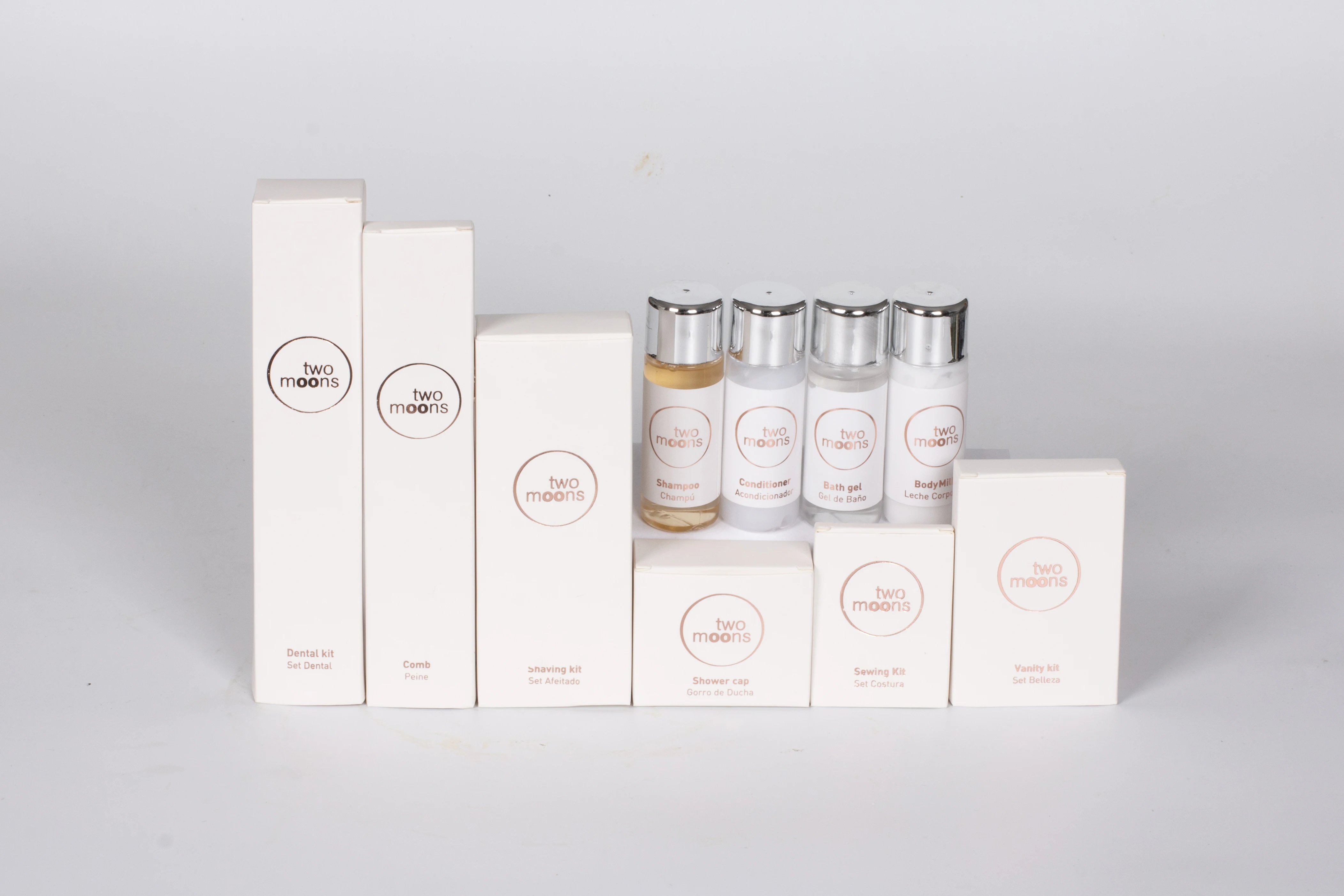 Custom Luxury Hotel Guest Amenity Kit Disposable 4-5 Star Hotel Aminities Amenities Set