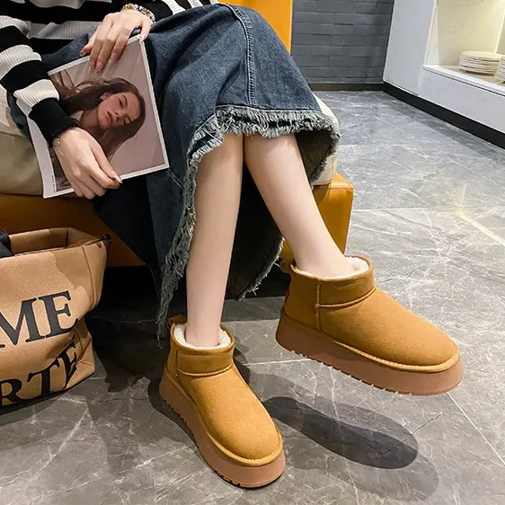 Wholesale custom OEM daily warm shoes light waterproof heightened cotton boots flat ankle snow boots