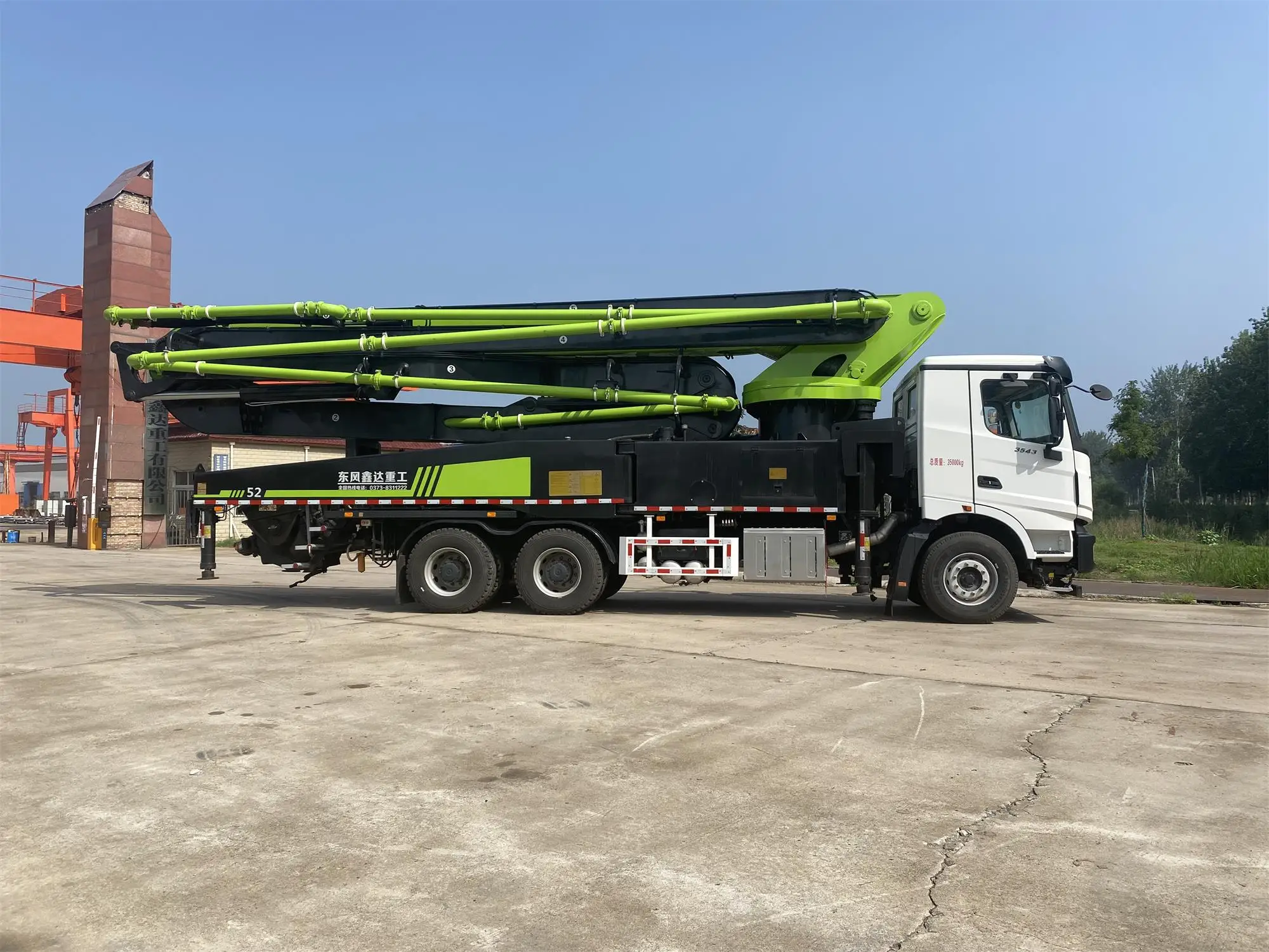 China Brand 58m concrete boom pump truck concrete truck boom pump truck mounted concrete pump for sale