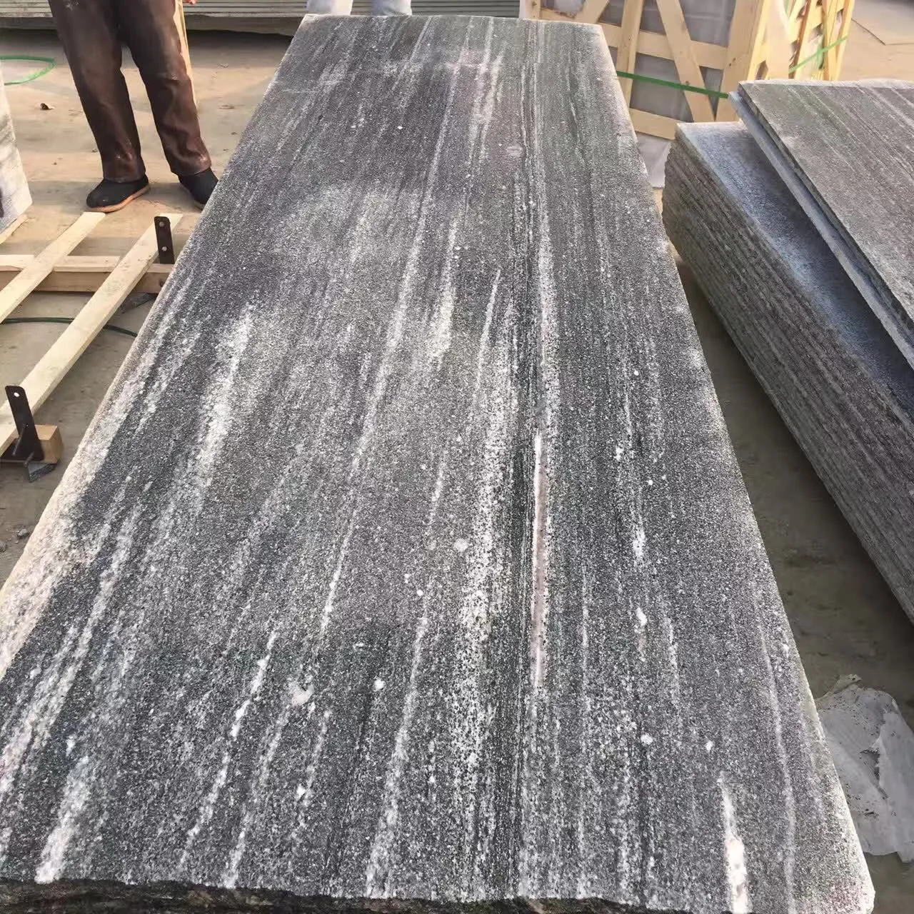 Multicolour Granite  Grey Granite  For step  and paving stone and kerbstone