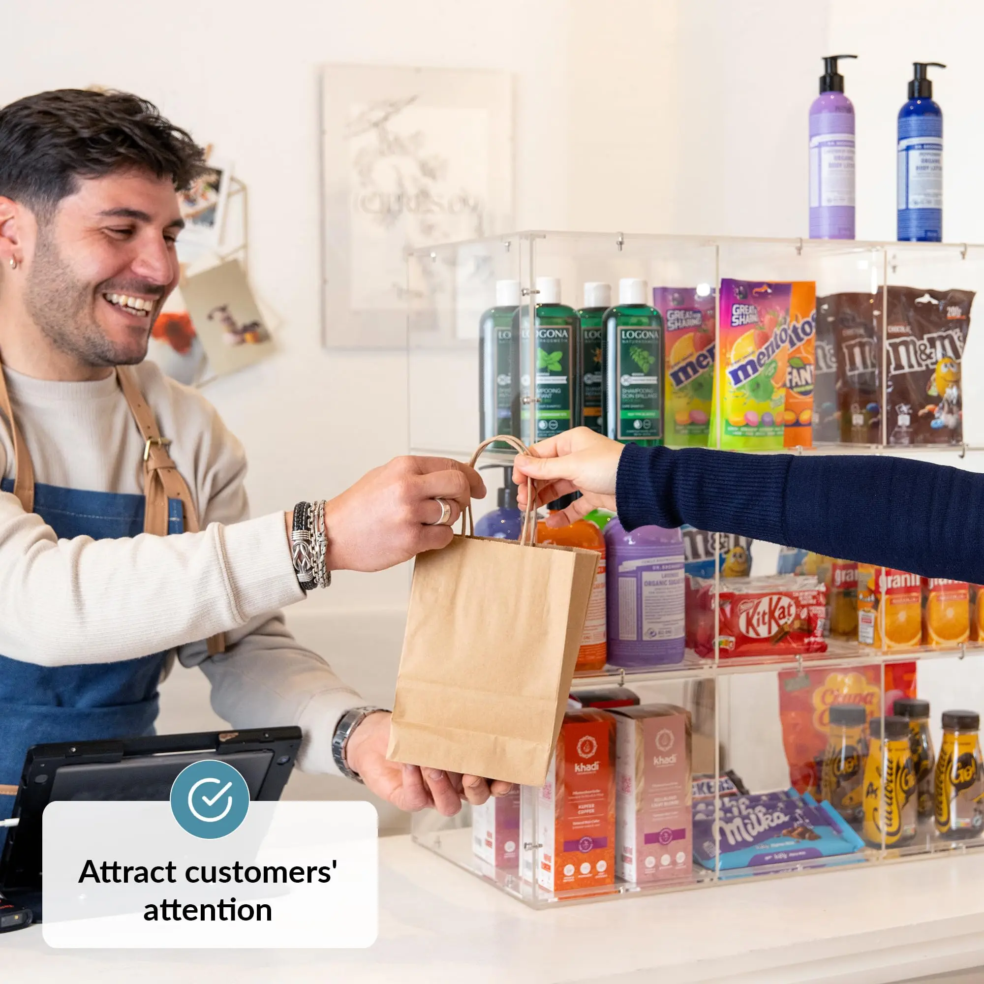 Countertop Transparent Acrylic Liquor Display Case with Shelves