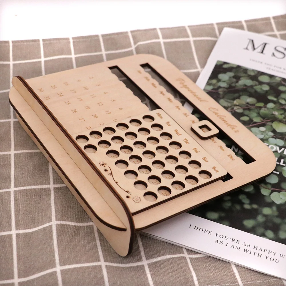 unique new design Perpetual  Wooden engraved Calendar