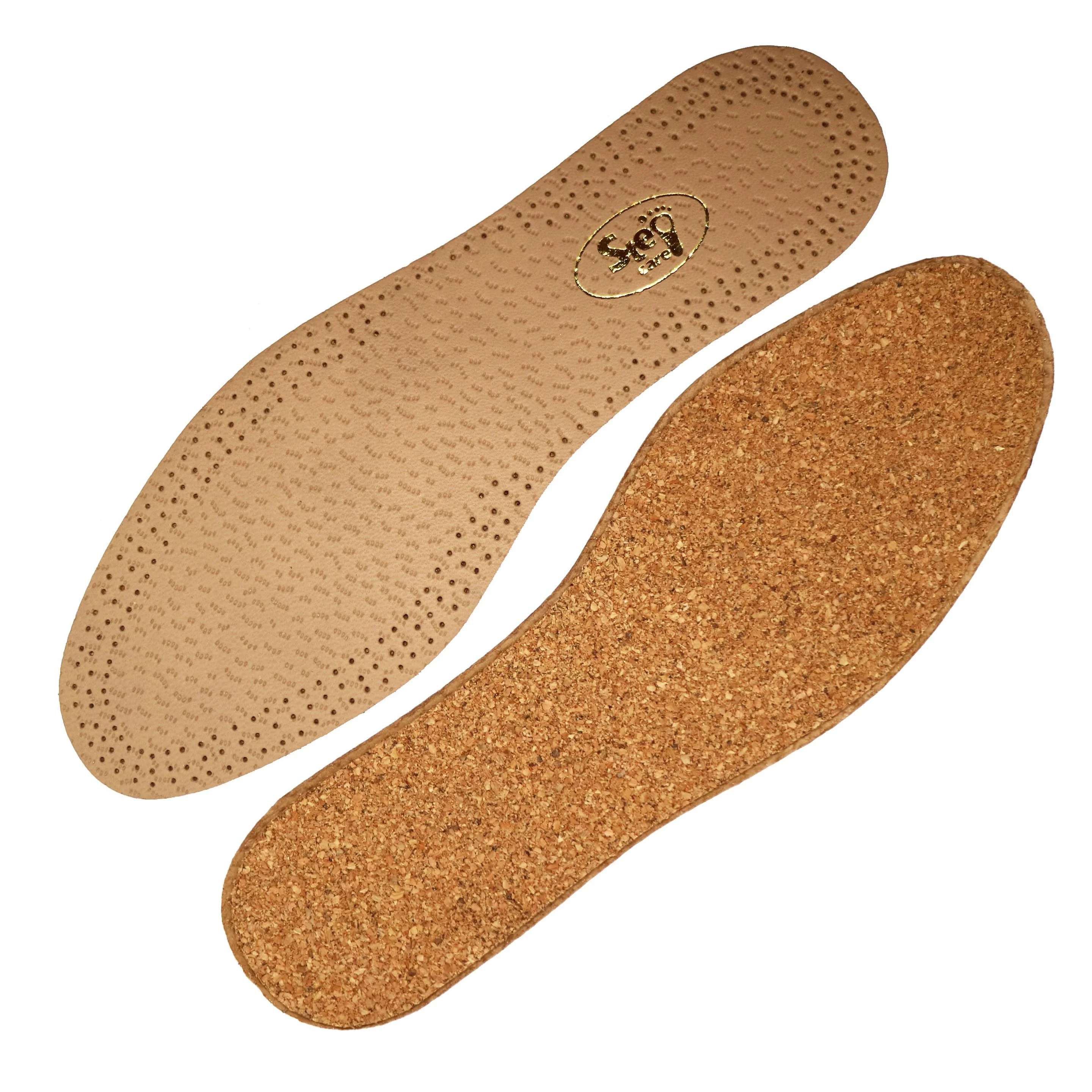 Стелька из муравьиной кожи по всей длине.