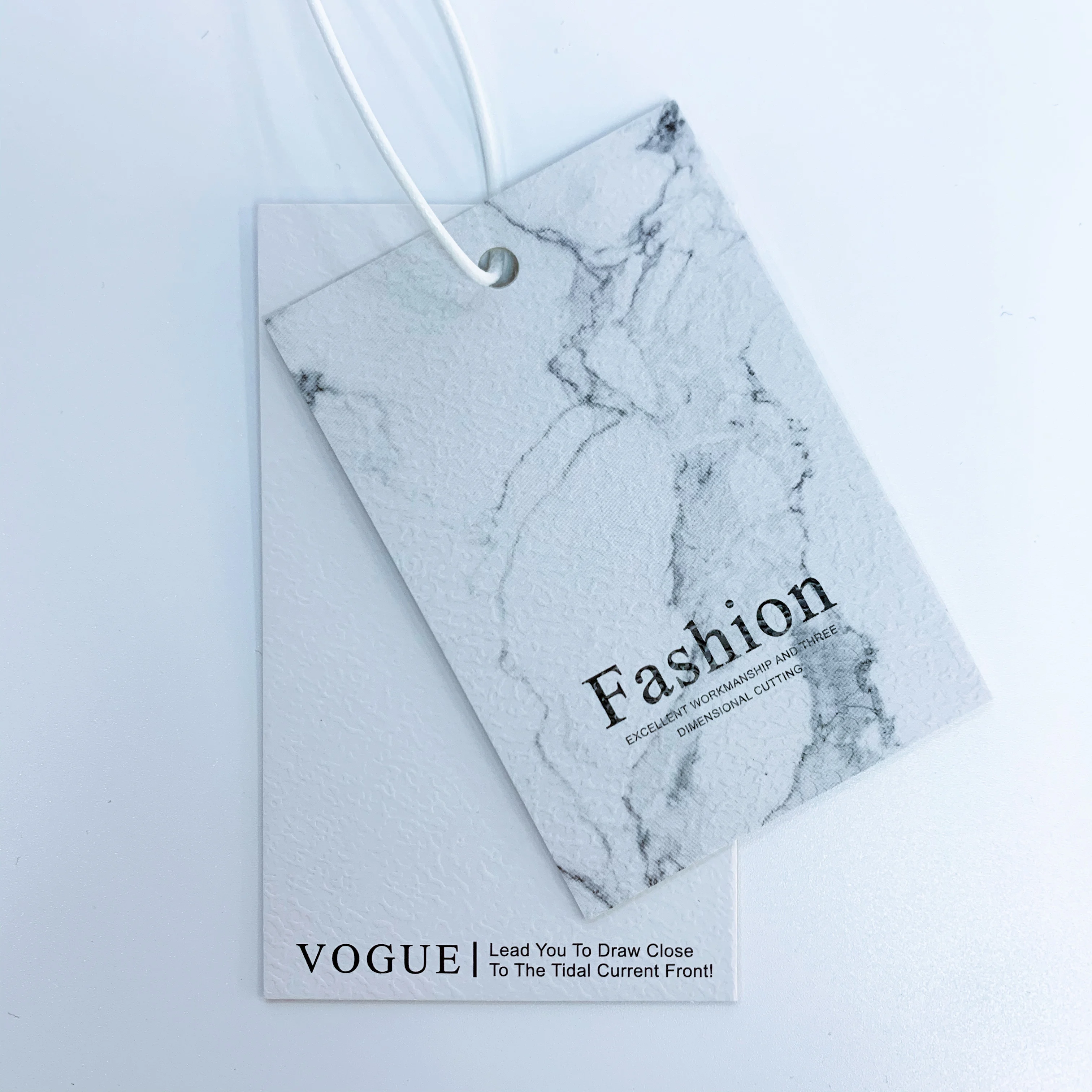 Индивидуальные этикетки для одежды, бумажные подвесные бирки, шнурки с логотипом, мраморный узор, специальная бумага, высококлассные пользовательские подвесные бирки для одежды