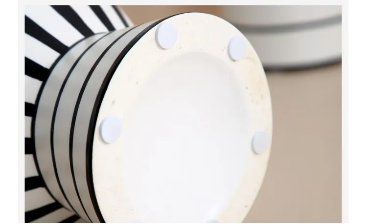 Modern simple creative black and white stripe flower arranger decoration sample house home soft decoration large  ceramic vase