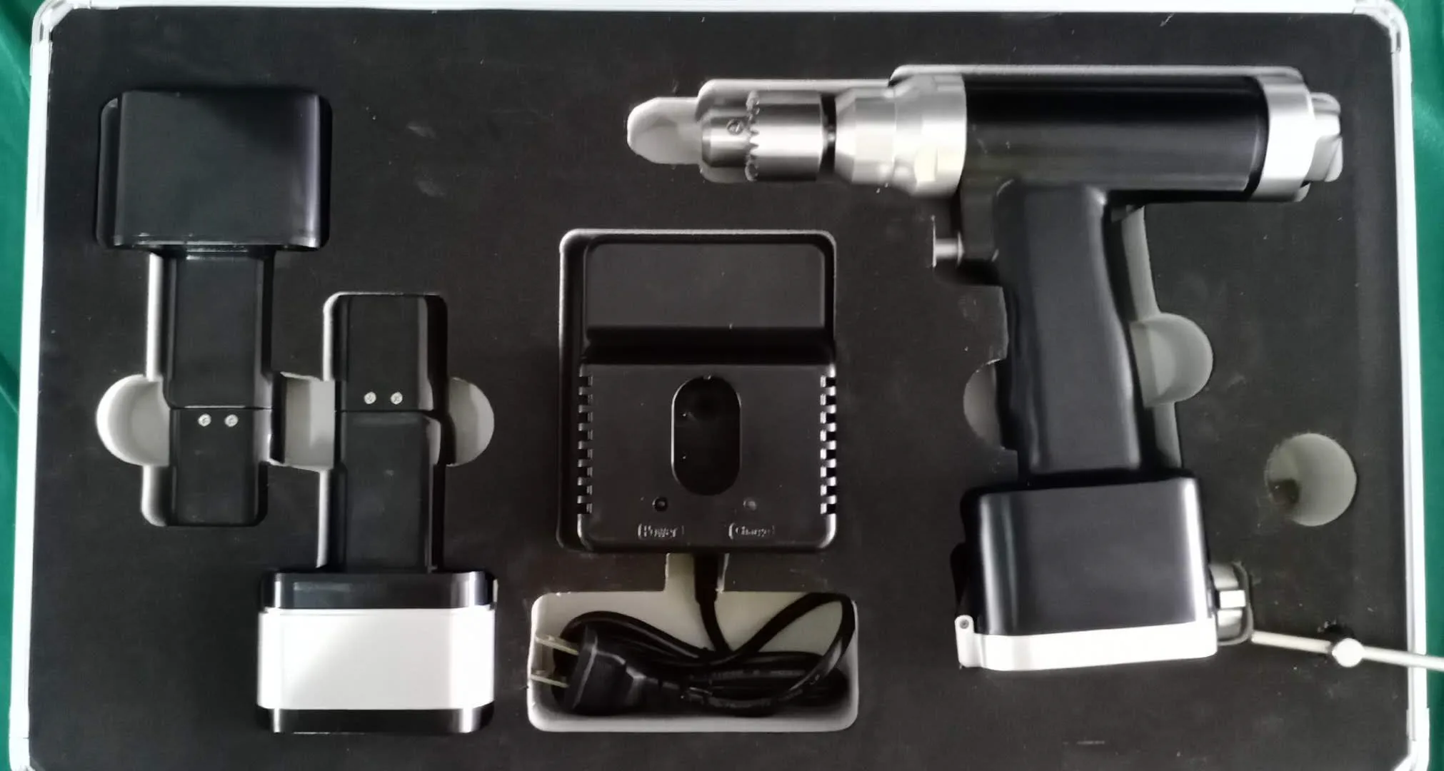 Medical Surgical Orthopedic Bone Drill Battery Powered Orthopaedic Surgical Drill