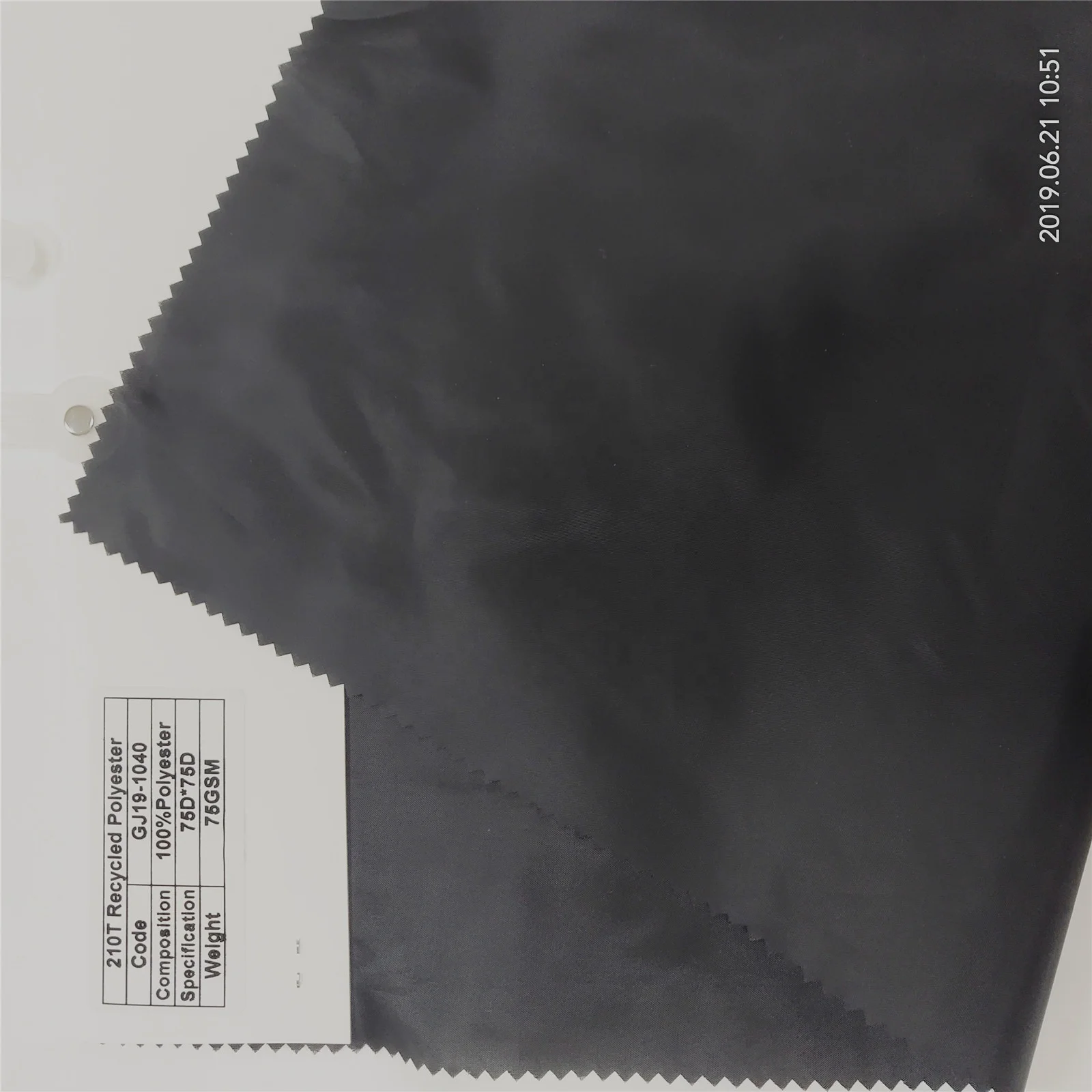 
100% Recycled 210T polyester taffeta 75D*75D dyeing fabric soft for women coats and down jackets linings 