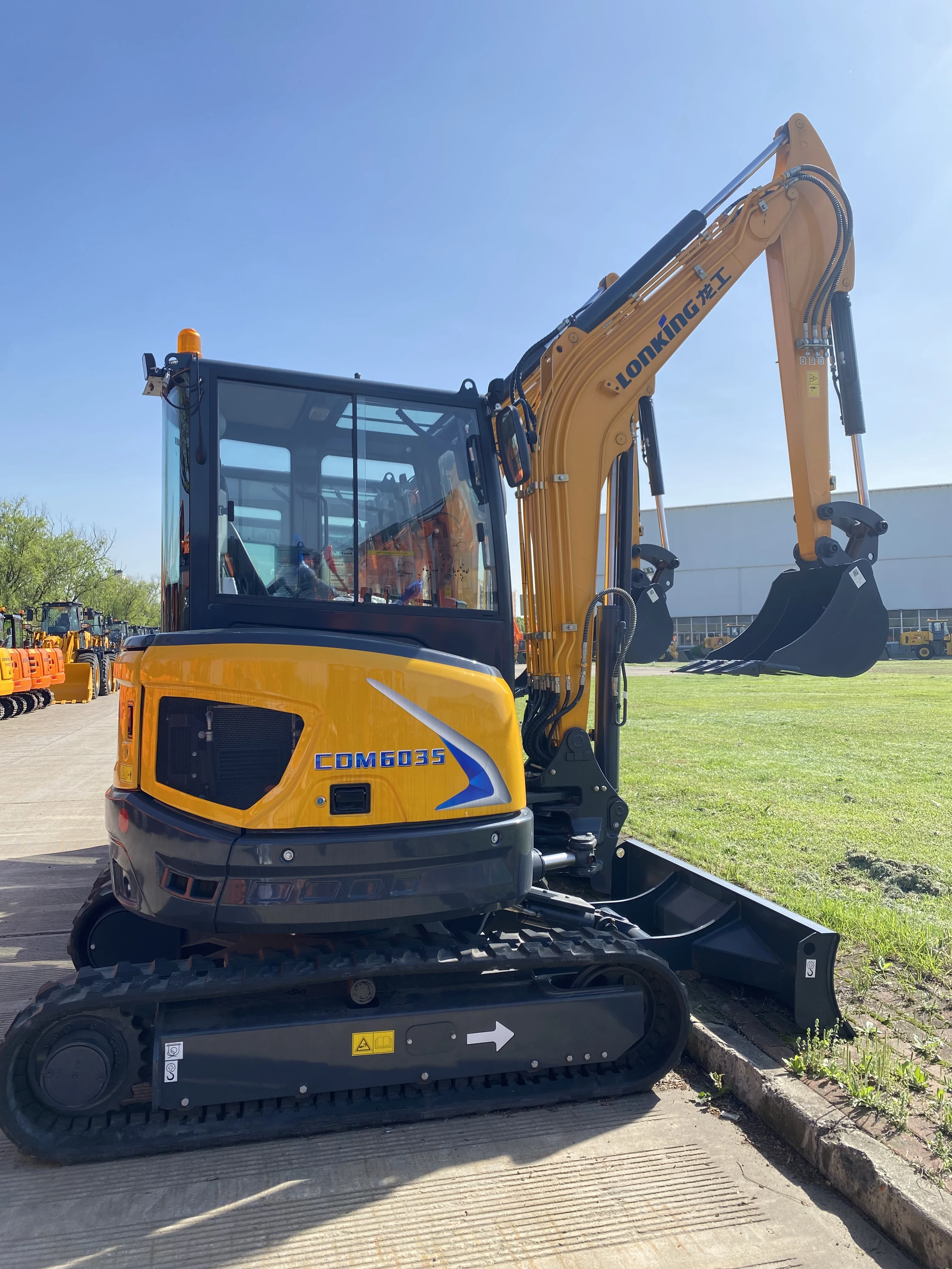 Lonking мини гусеничный экскаватор CDM6035 CDM6025 CDM6020 CDM6060 в продаже