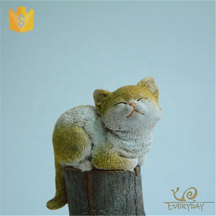 Z09814A New Products China Factory Unique Handicrafts Resin Cat Figurines