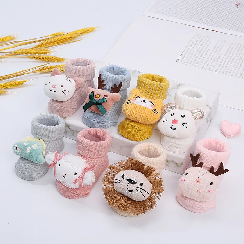 Best selling organic cotton knit rubber sole 3D animals toys baby winter socks shoes