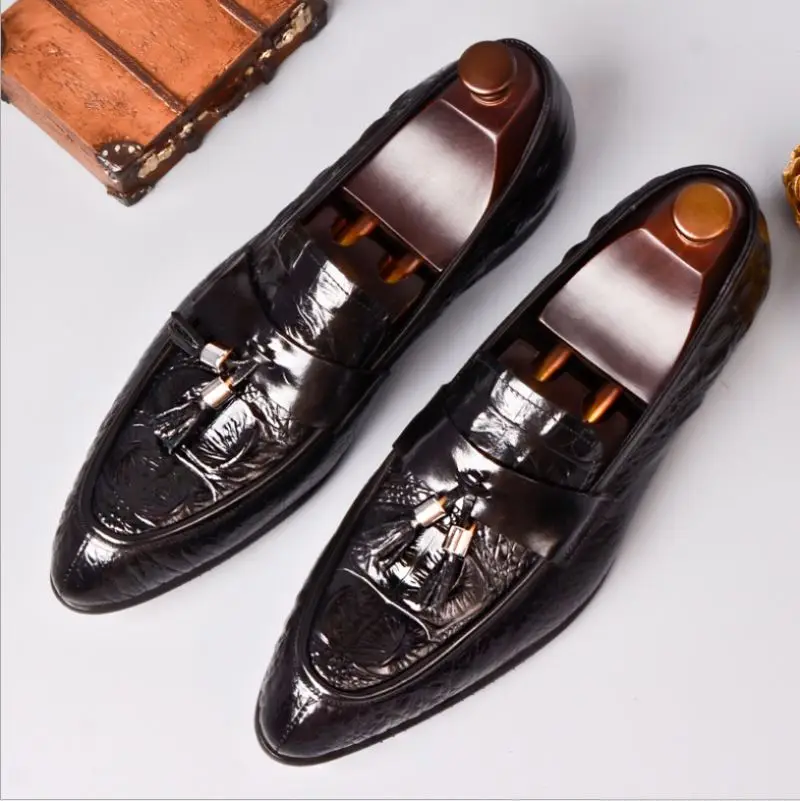 Мужские кожаные туфли с острым носком, классические туфли в британском деловом стиле, однотонные модные туфли больших размеров, 2020