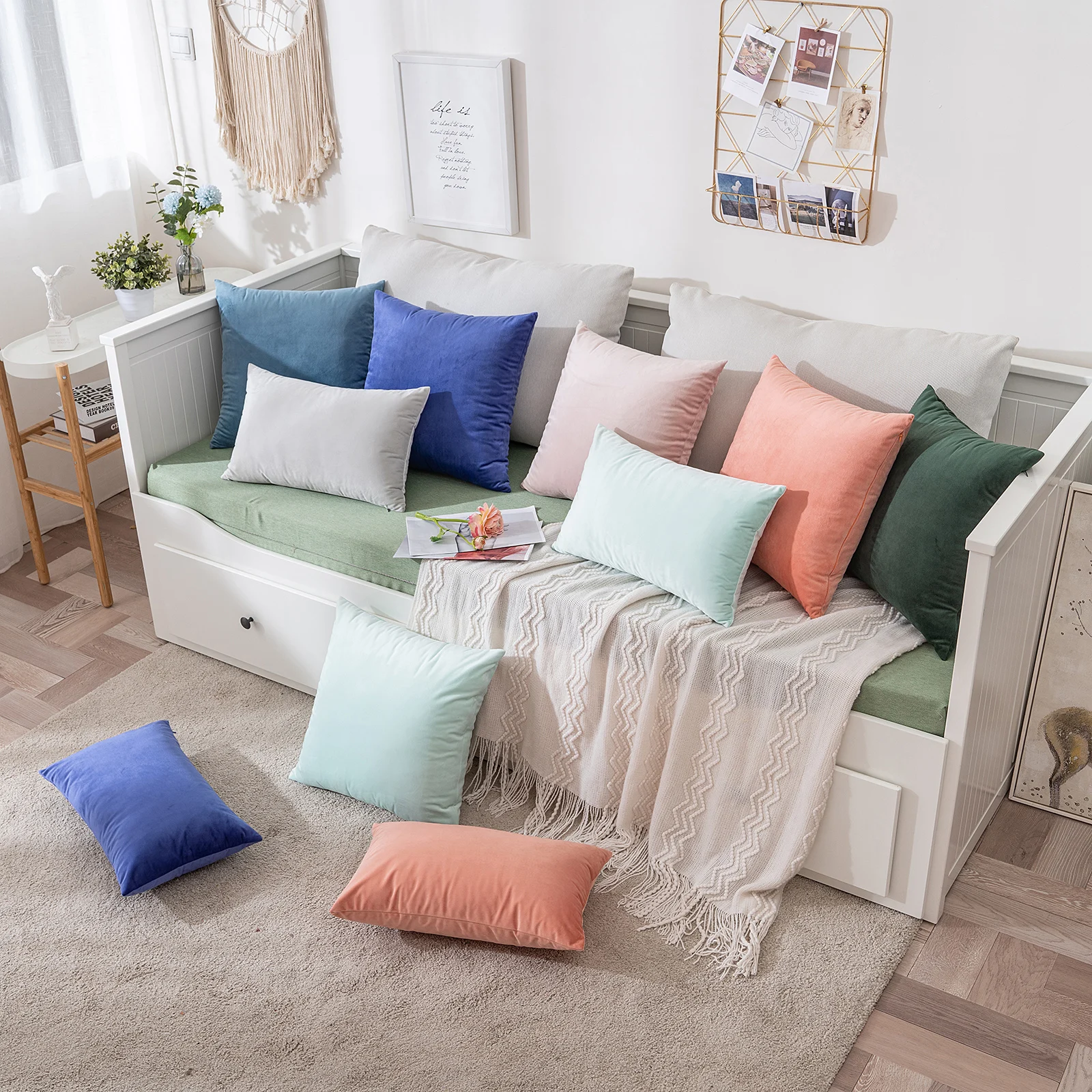 New Velvet Cushions Pillow Wholesale Square Velvet Cushion Cover for Sofa Home Decor Throw Pillow Cover 18 x 18 Inch 45 x 45 cm