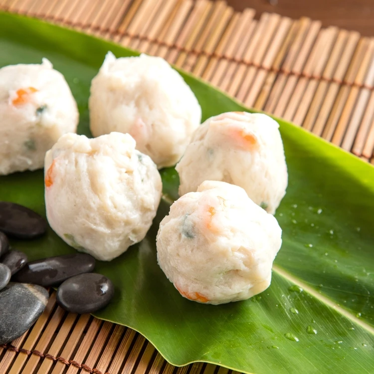 
High quality oem food supplier frozen hand made scallop & shrimp fish ball for hotpot 300g 