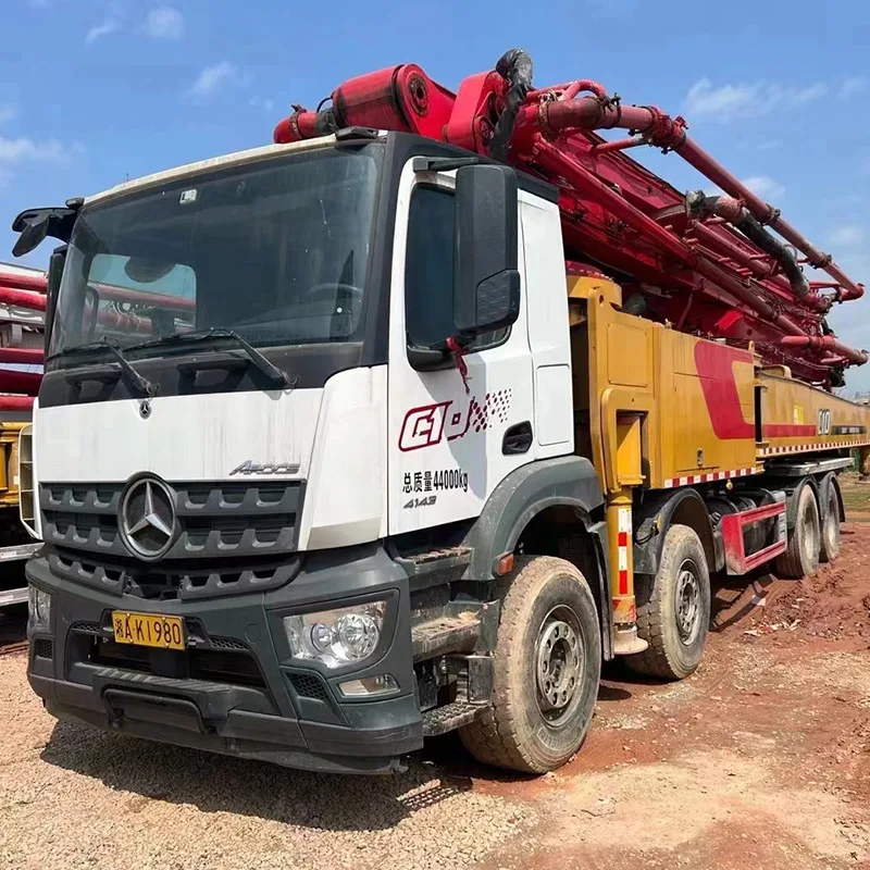 Used concrete pump truck mixing and conveying Hydraulic conveying pump truck pump