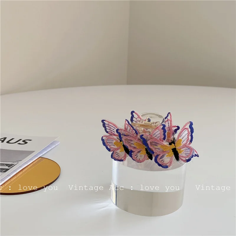 New Korean Version Of Retro Geometric Butterfly Grab Clip Color Embroidery Fabric Hairpin Temperament Spring Lace Back Head