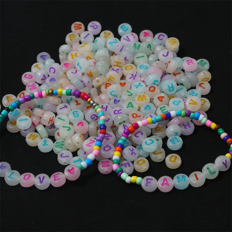 High Quality Glow In Dark  A-Z English Alphabet beads Round Acrylic Flat Letters Beads heart number For Jewelry Making