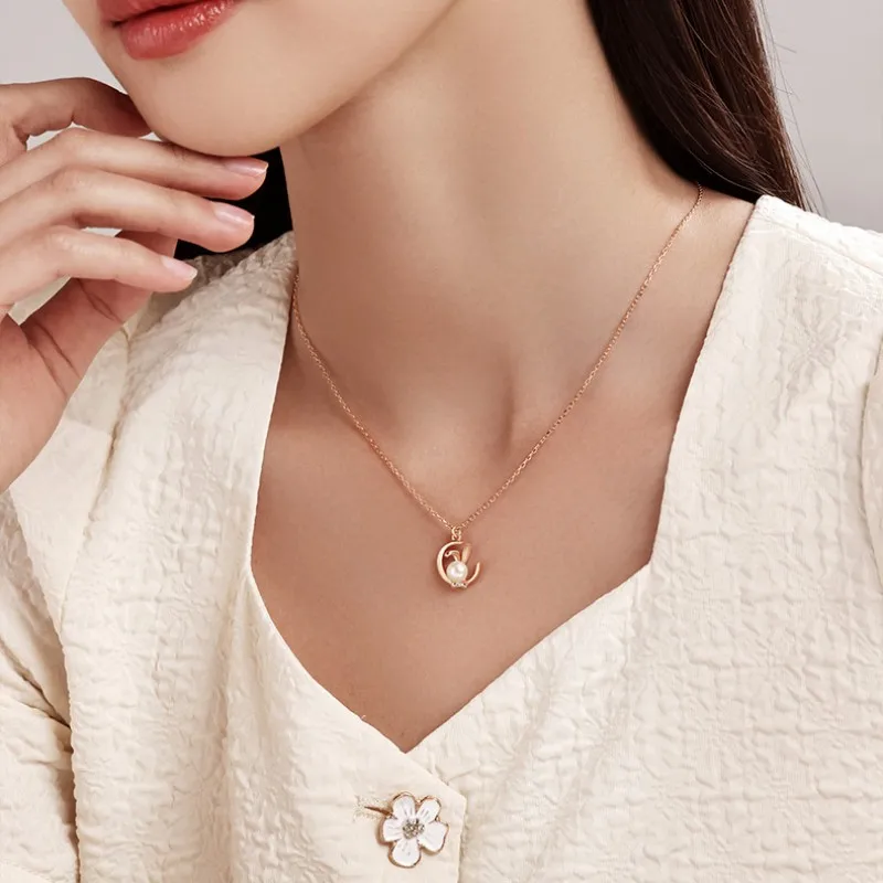 Luxury Freshwater Pearl 925 Sterling Silver Moon Rabbit Pendant Necklace Women Gift