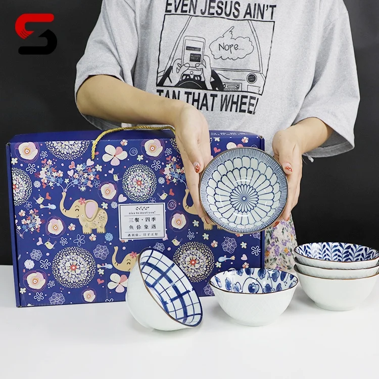 EGRAND Decorative Logo Custom Made Blue And White Embossed Flower Glazed Porcelain Bowls Bowl with Gift Box