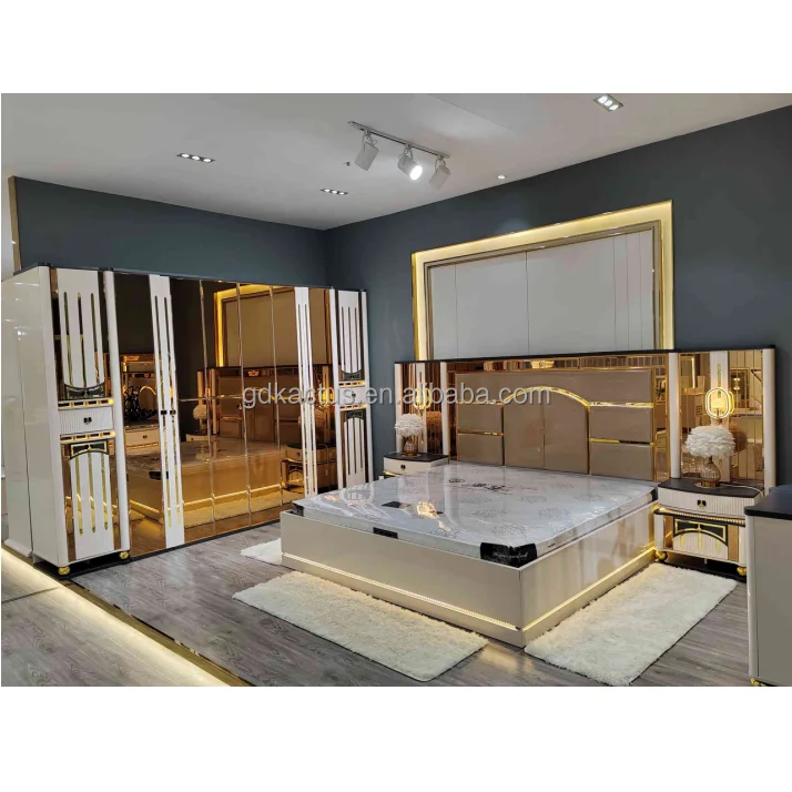 2023 newest design elegant super King Size luxury royal 8 doors bedroom furniture set