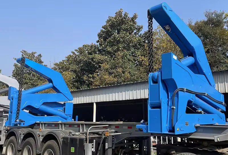 China 37T Sidelifter Container Side Box Loader Lifter Boxloader Sideloader Truck Trailer With 40Ft  3 AxleFor Sale