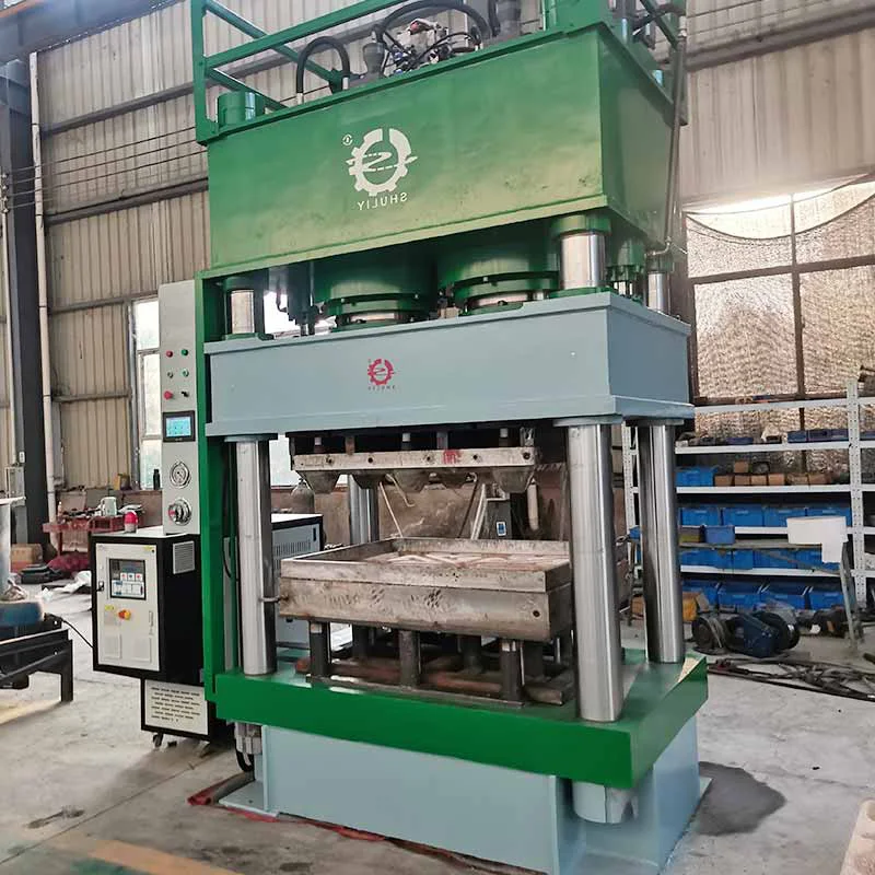 Molded Palm Wood Chip Sawdust Press Pallet Machine