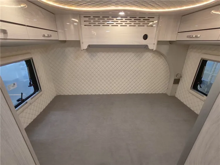 Cheap Price Factory Custom YUEJIN S100 Small Size Motor Home RV Caravan