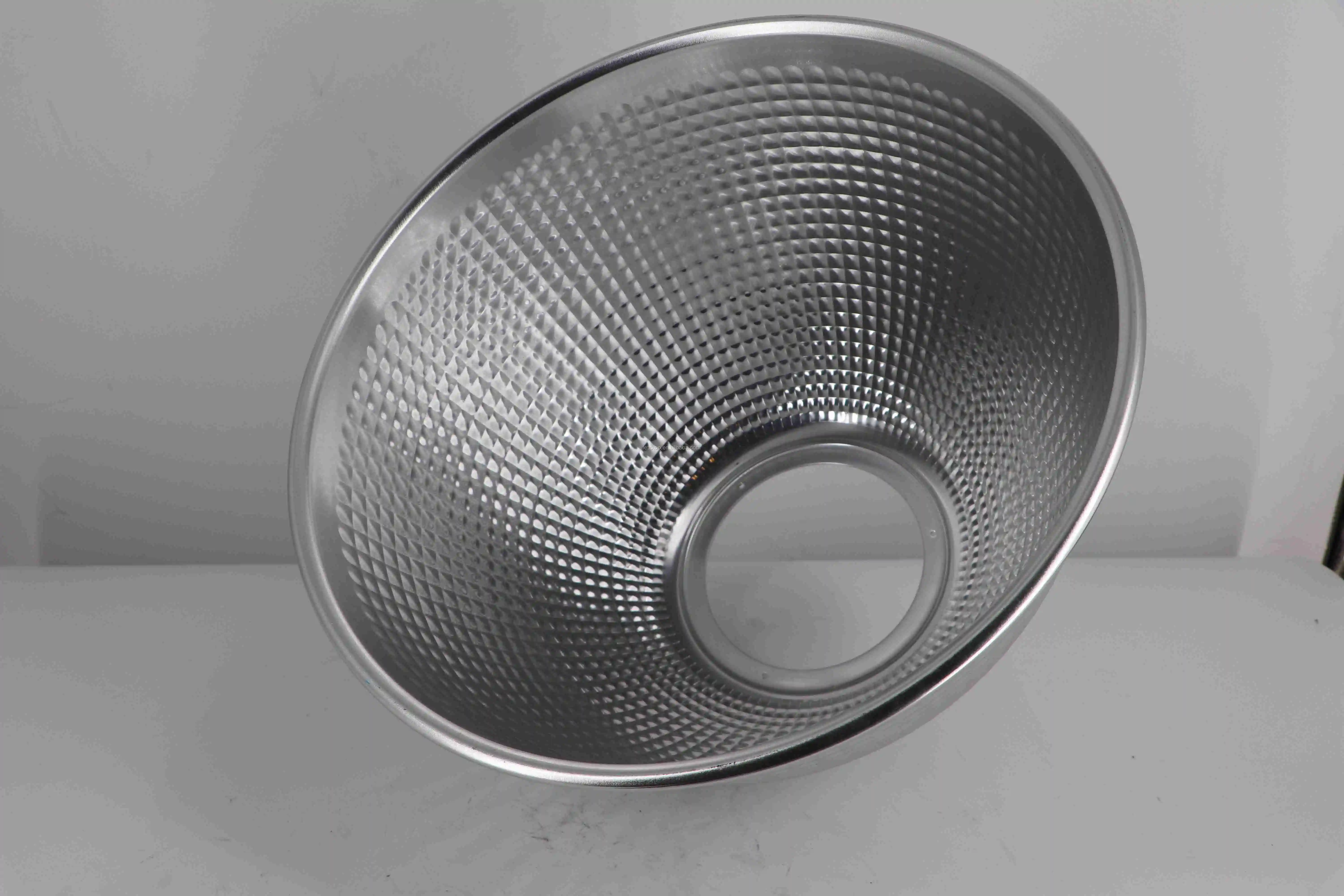 Latest Design CNC Wheel Rim Spinning Machine