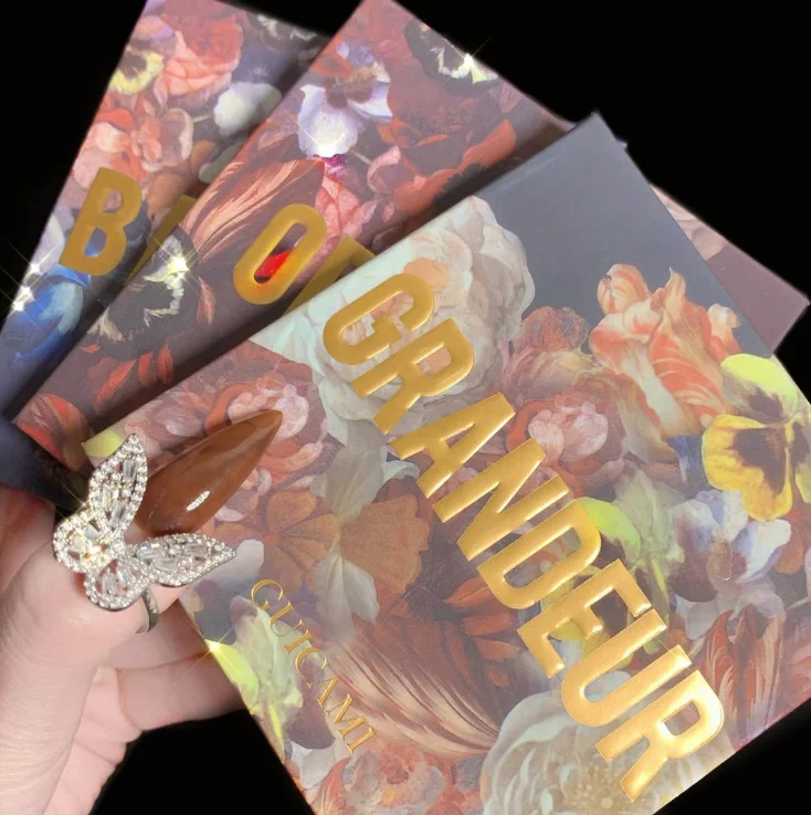 GUICAMI Smudging Smokey Eyes Makeup Classic Flower Rose 9 Colour Pop Cosmetics Shiny Eyeshadow Palette