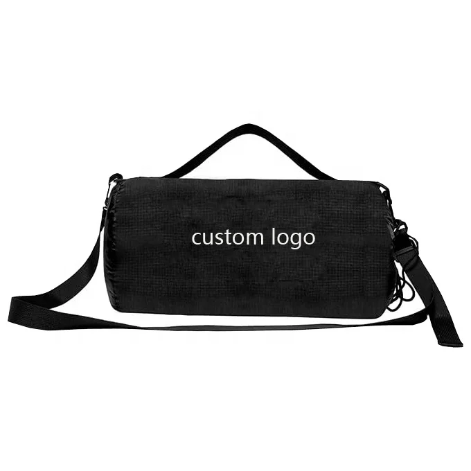 Outdoor waterproof custom logo quilted stadium folding picnic fleece blanket for camping