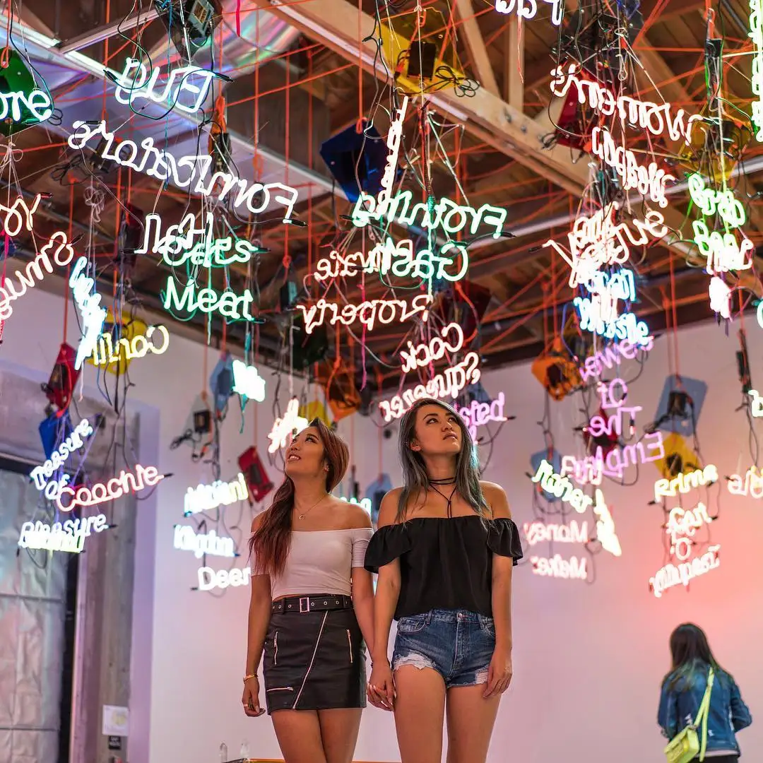 Winbo custom acrylic party neon lights illuminated signboard picture booth decoration trending wholesale sign neon