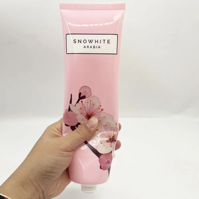 Hotel Amenities Bottles Shampoo Cosmetic Packaging Body Lotion Tubes Plastic 200ml 240ml 250ml with Press Disc Top Cap