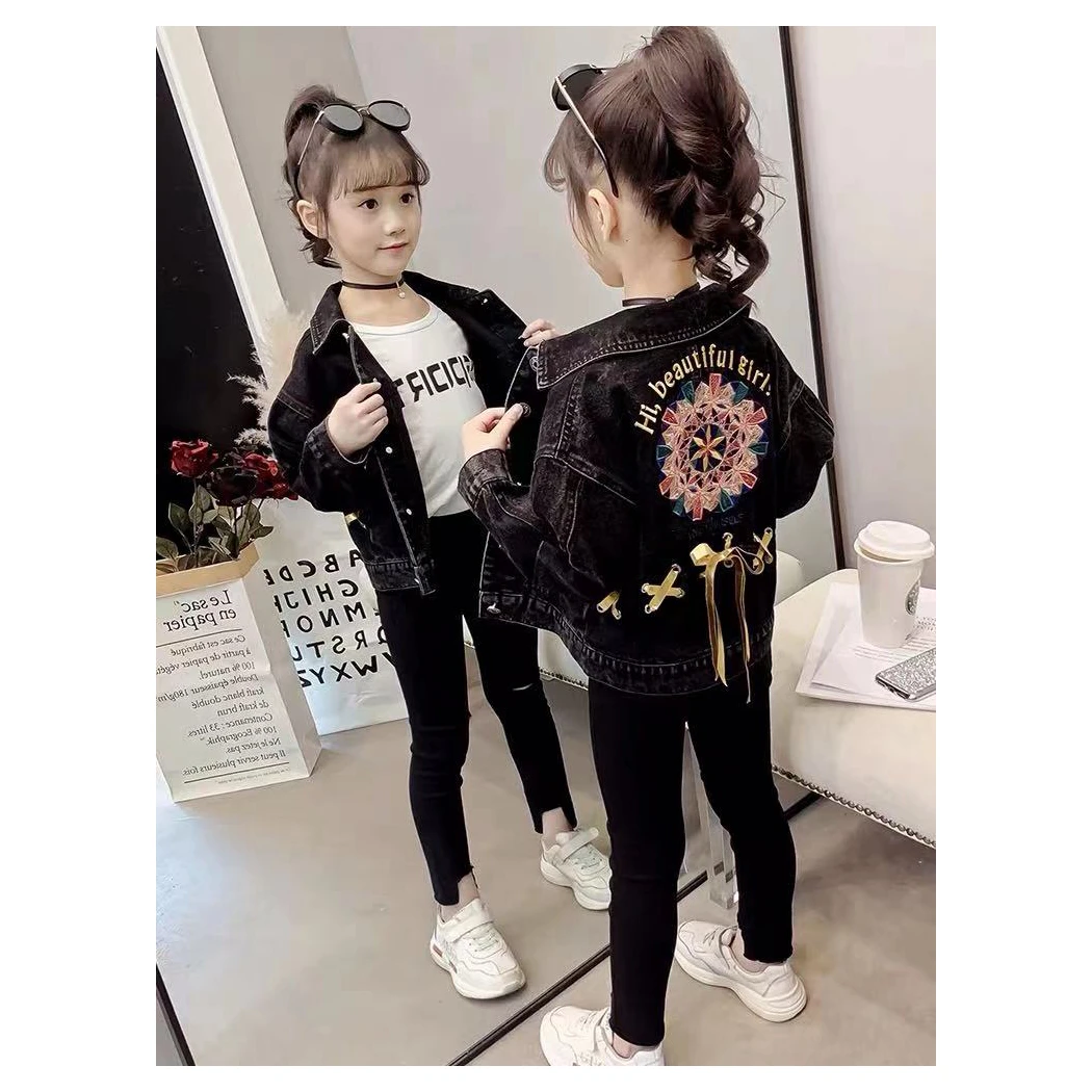 
Fashionable denim jacket with floral embroidery stitching Slightly stretchy soft denim girl jacket Girls denim jacket 
