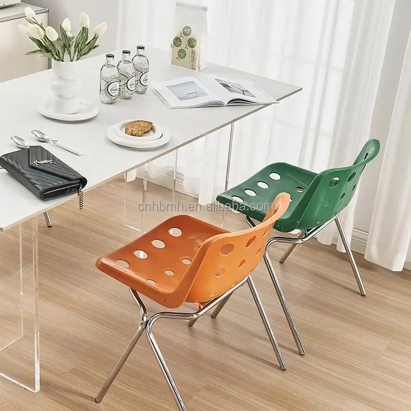 Korean style nordic High quality restaurant cafe bistro plastic chair stackable low price dining chairs