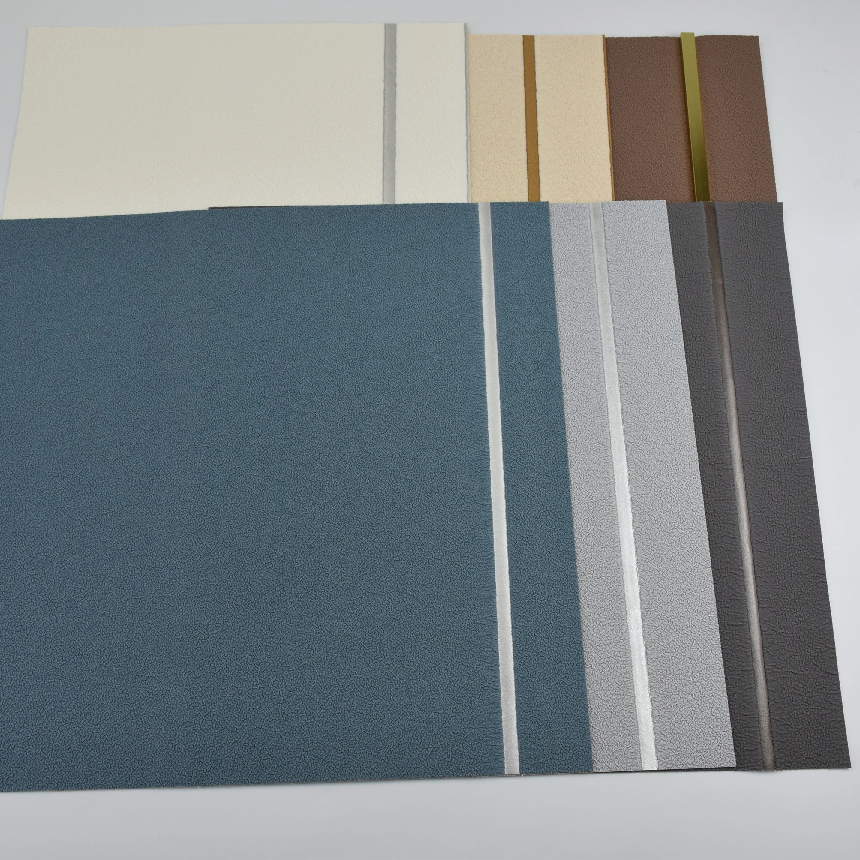 
Geometric Modern Strip PVC 3 5 8 D Glue Glitter Wallpaper 