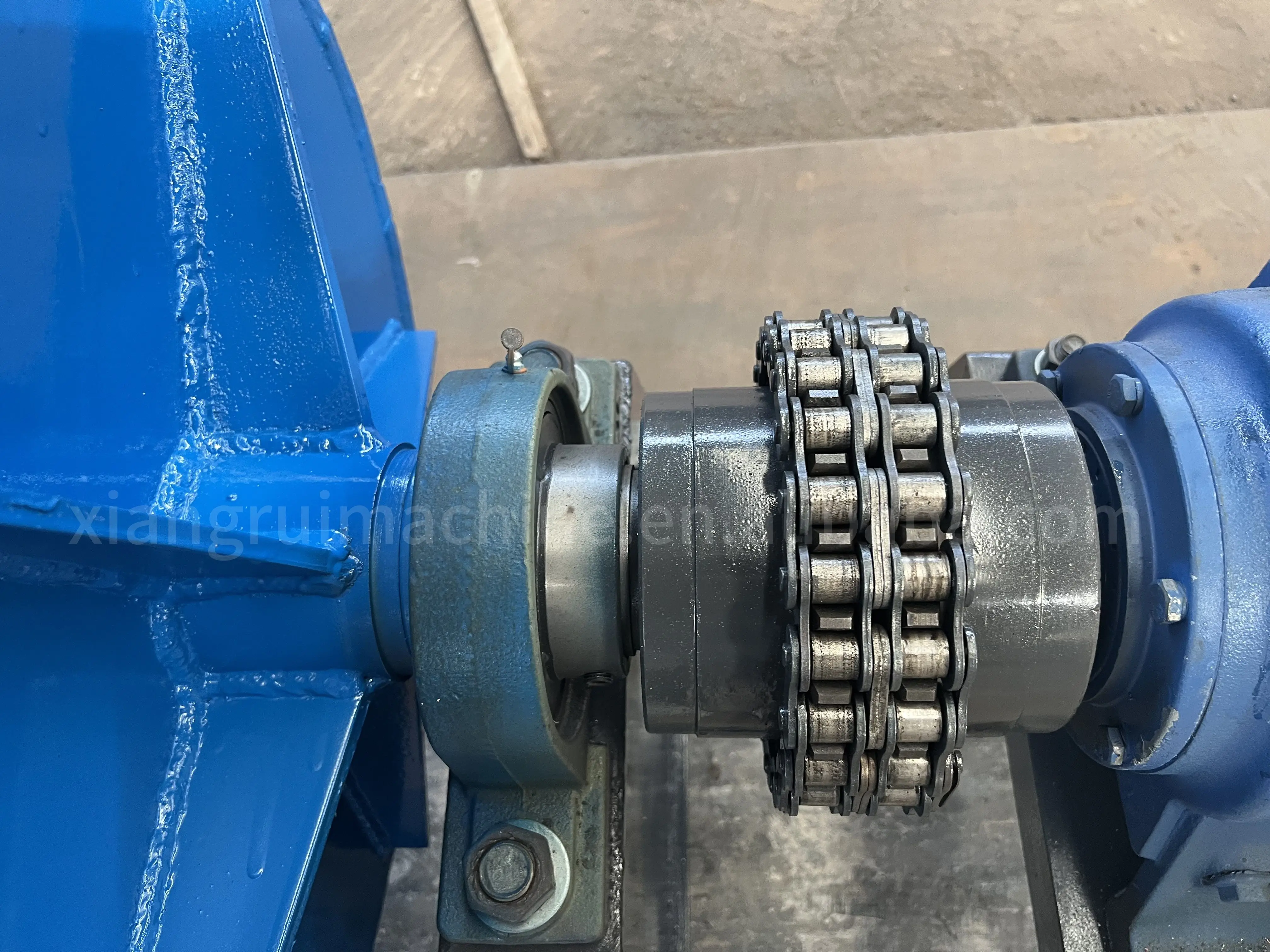 Industrial energy-saving ball mill, large-capacity and high-efficiency cement limestone grinding equipment