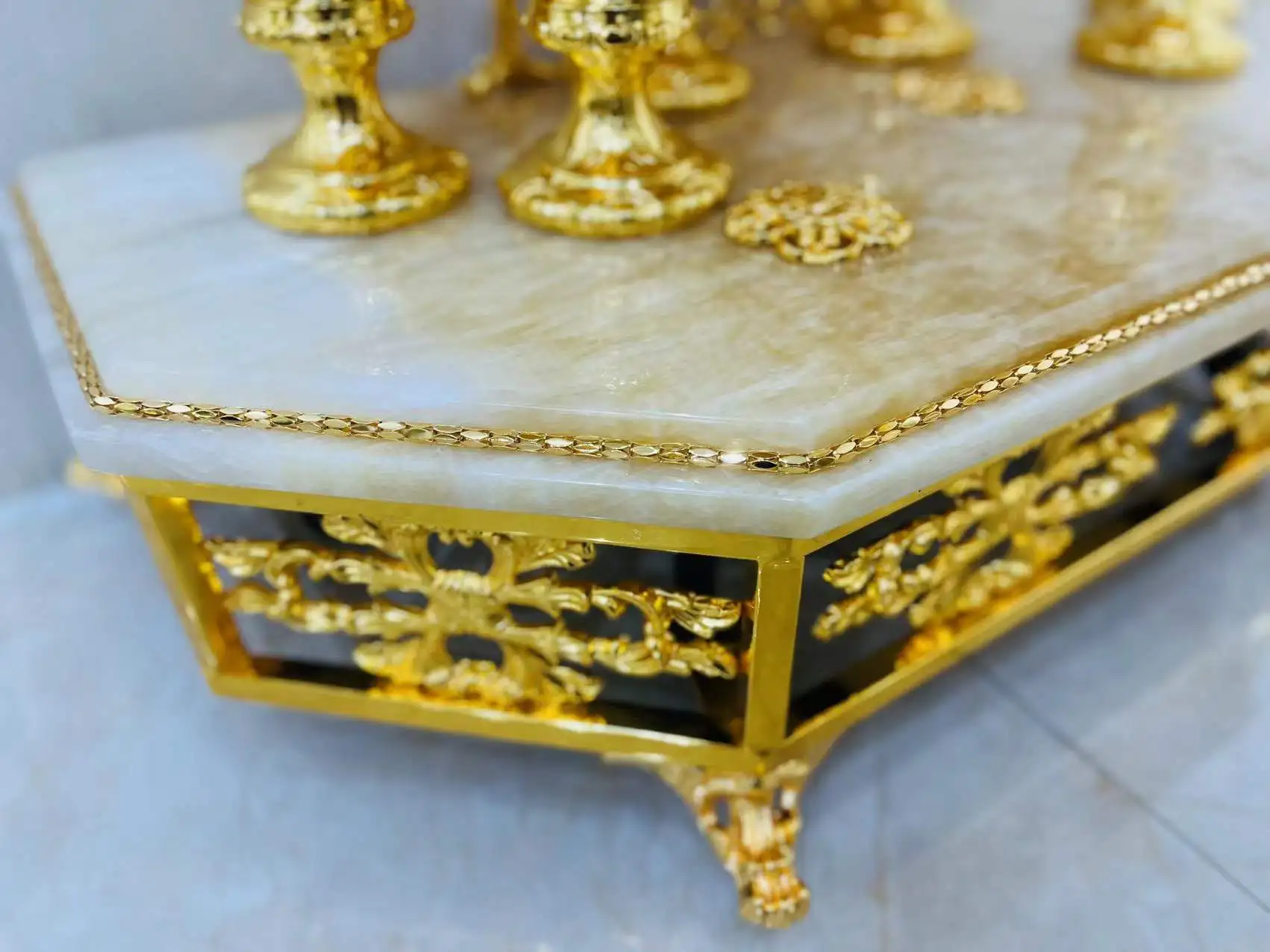 Luxury European Grandfather Clock Living Room Villa Hotel Decoration Floor Clock Golden Crystal Custom Clock