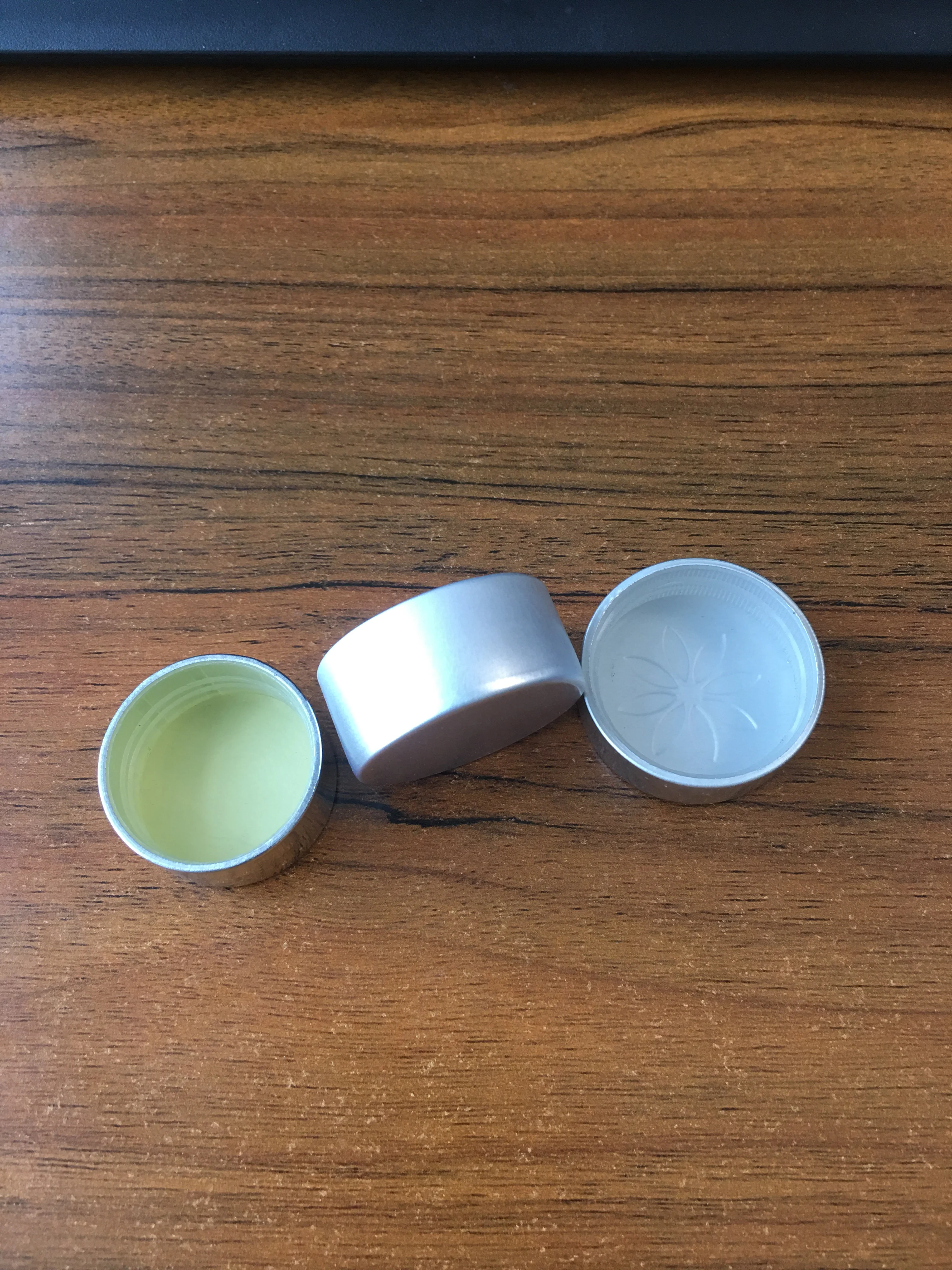 Aluminum screw cap Alcohol glass bottle Liquor glass bottle use leak-proof lids cap Metal screw cap