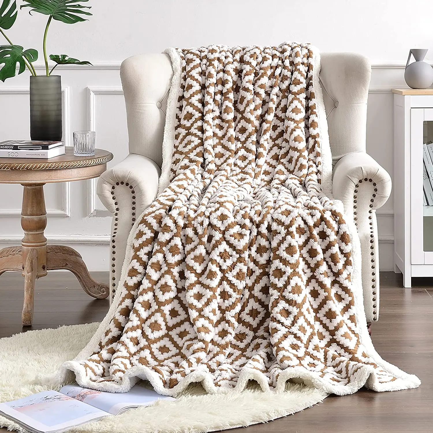 60x80 Inches Thick Warm Soft Fuzzy Cationic Dyeing Green Blue Sherpa Twin jacquard knitted throw Blankets for Bed