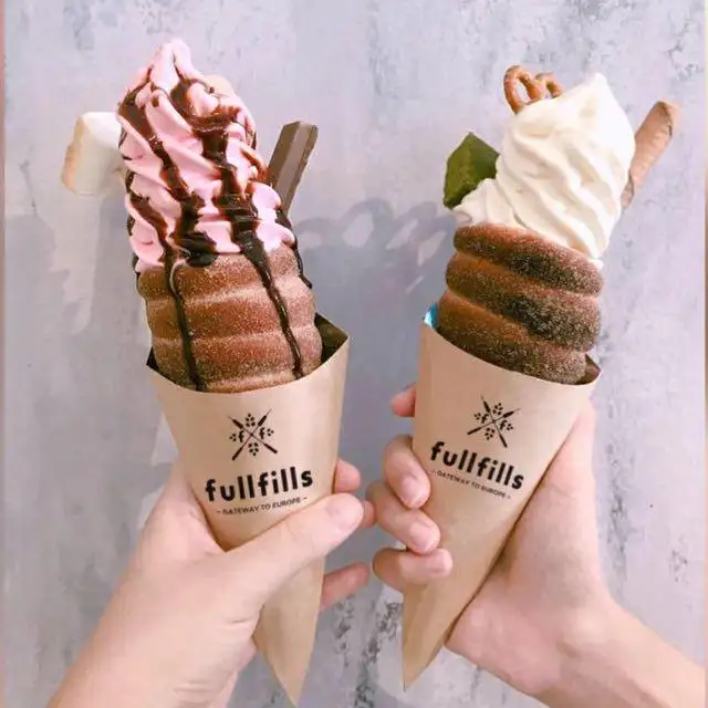 
Electric Chimney Cake Oven Bakery Machine Kurtos Kalacs Oven Electric Donut Ice Cream Cone Maker Chimney Cake Grill Oven Machine 