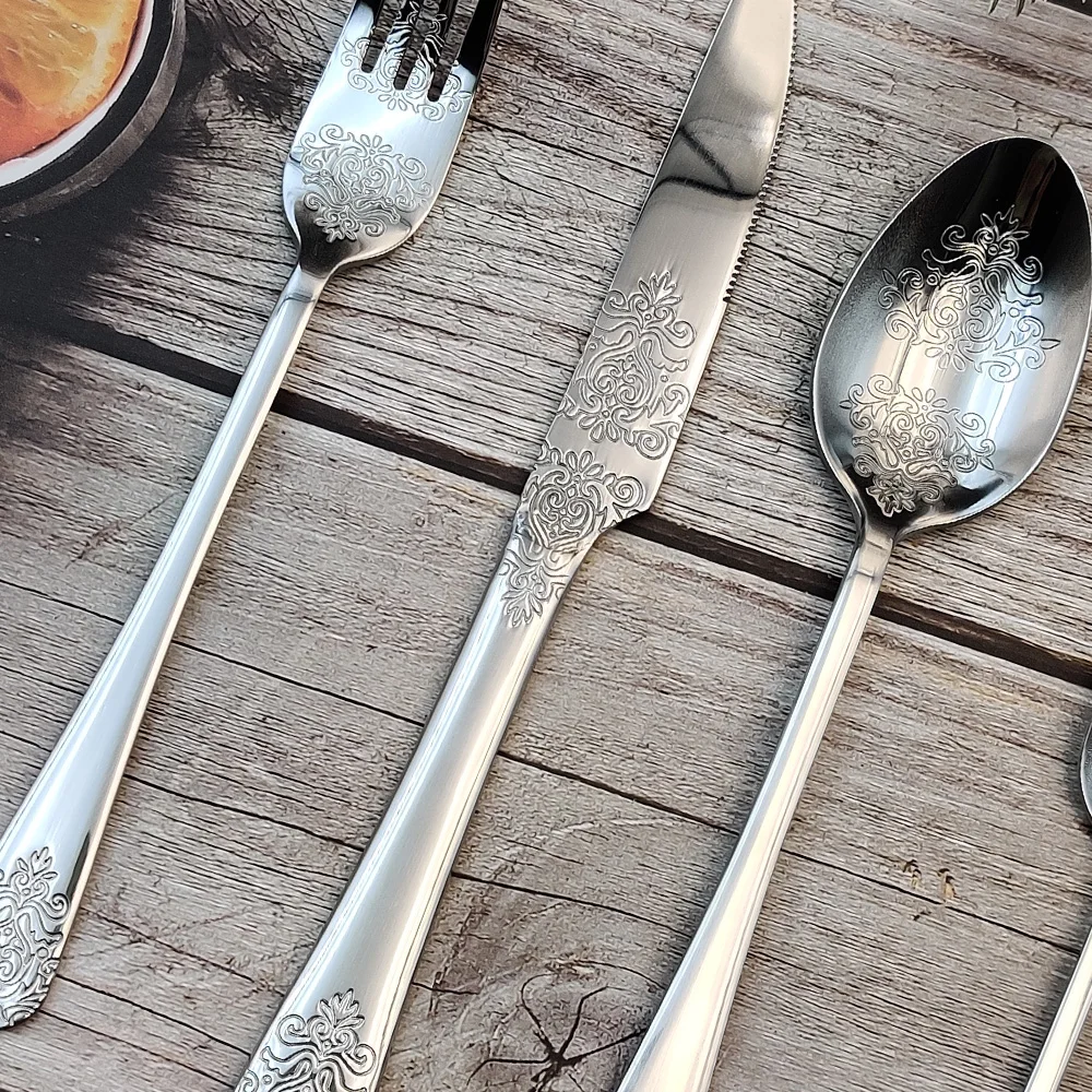 Factory Direct Sales 4 Pcs Stainless Steel Cutlery Spoon Fork Knife Dinnerware Flatware Sets Cutlery Dinner Set With Pattern