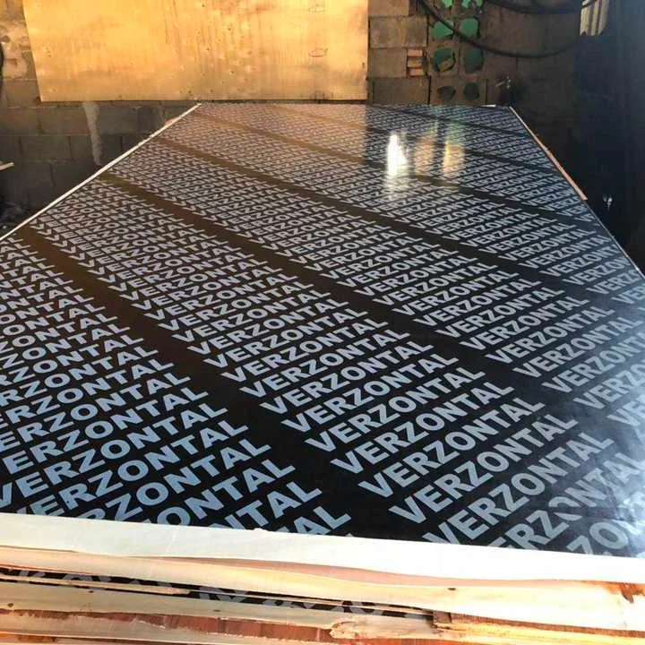 wholesale 4x8 formwork factory price black film faced commercial construction birch laminate plywood sheet for building plywoods
