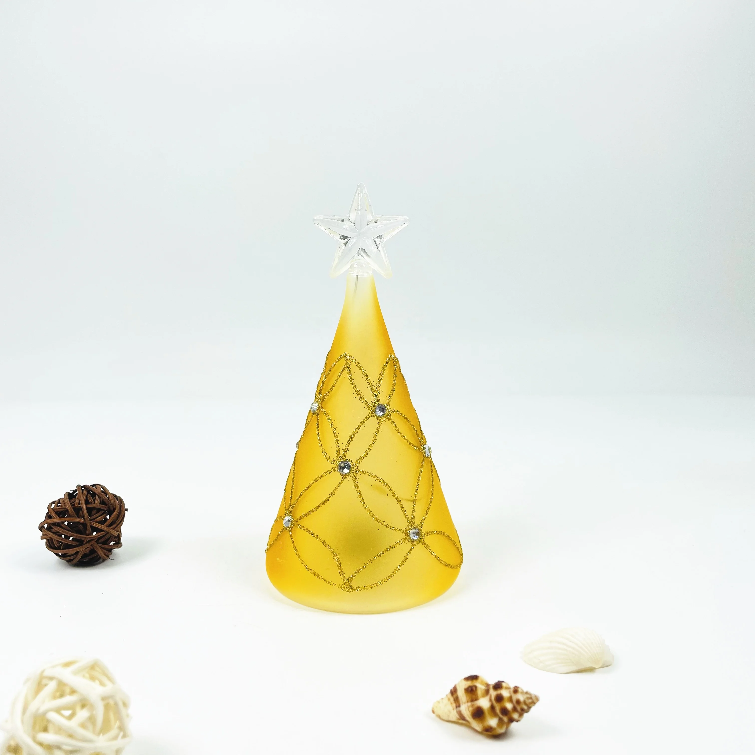 Art design glass Christmas Tree hand blown Christmas tree with star on the top