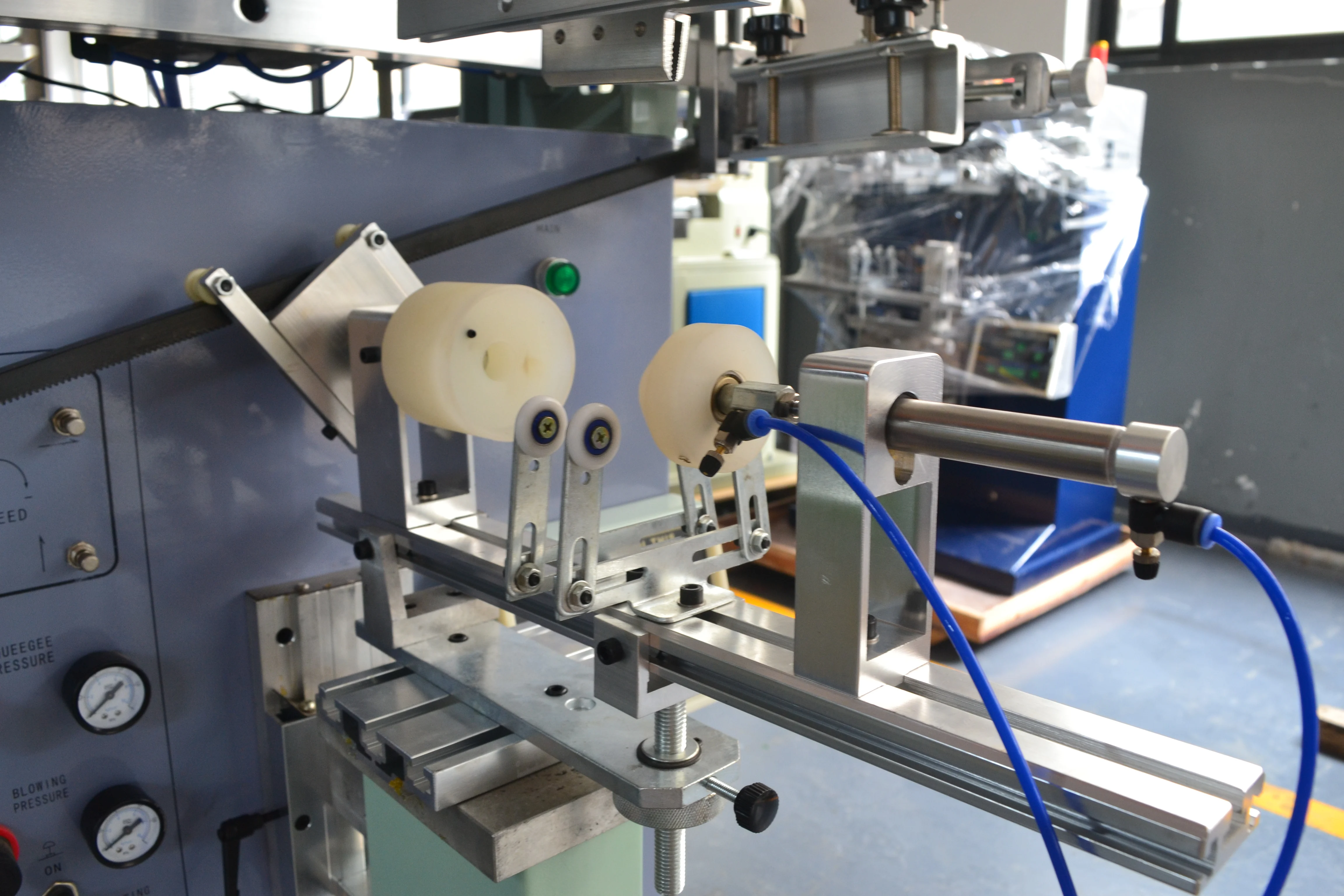 Curve Surface PP Cup Print Bottle Screen Printing Machine On Plastic Cups Glass Bottles