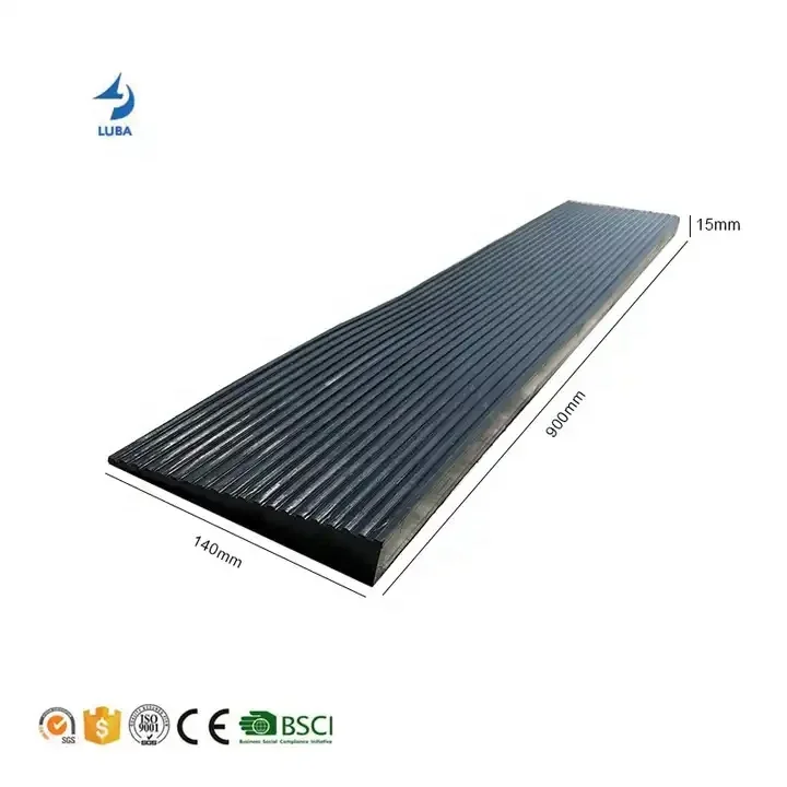 900*140*15mm Hot Selling Traffic Road Door Floor Anti-Pressure Rubber Safety Kerb Ramp