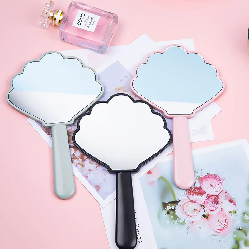 Trending Single-Sided Mini Cosmetic Mirror with Pocket New Brand Shell Shape Plastic Handheld Vanity Mirror Handle Mirror