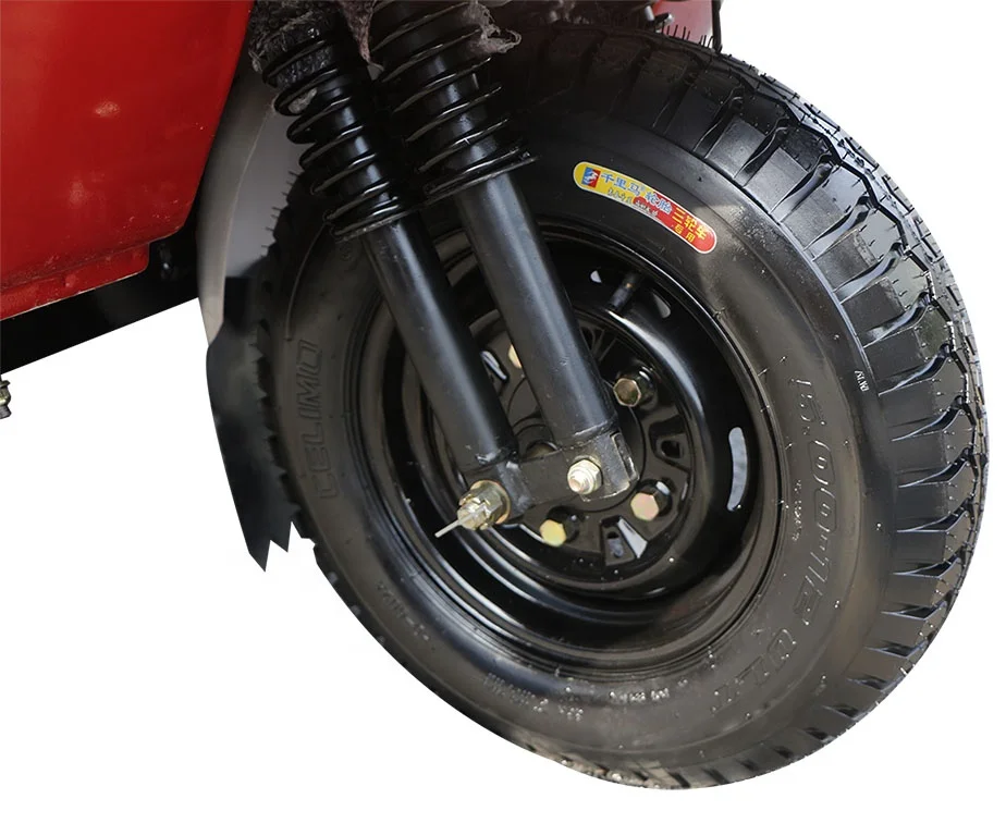 gasoline closed cabin tricycle cargo truck three wheel motorcycle with driving room