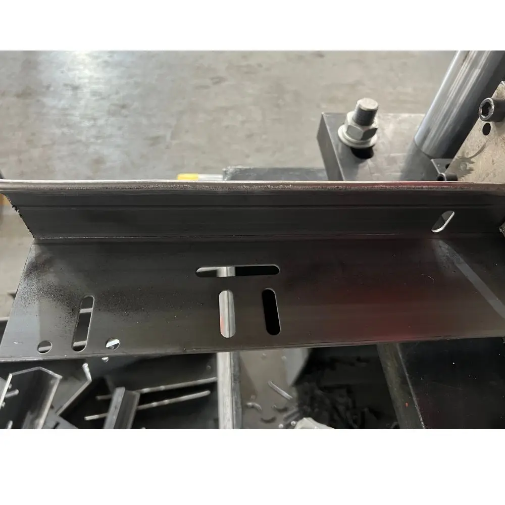 New Galvanized Steel Wall Angle Shape Track Perforated Overhead Garage Door Support Guide Rail Roll Forming Machine