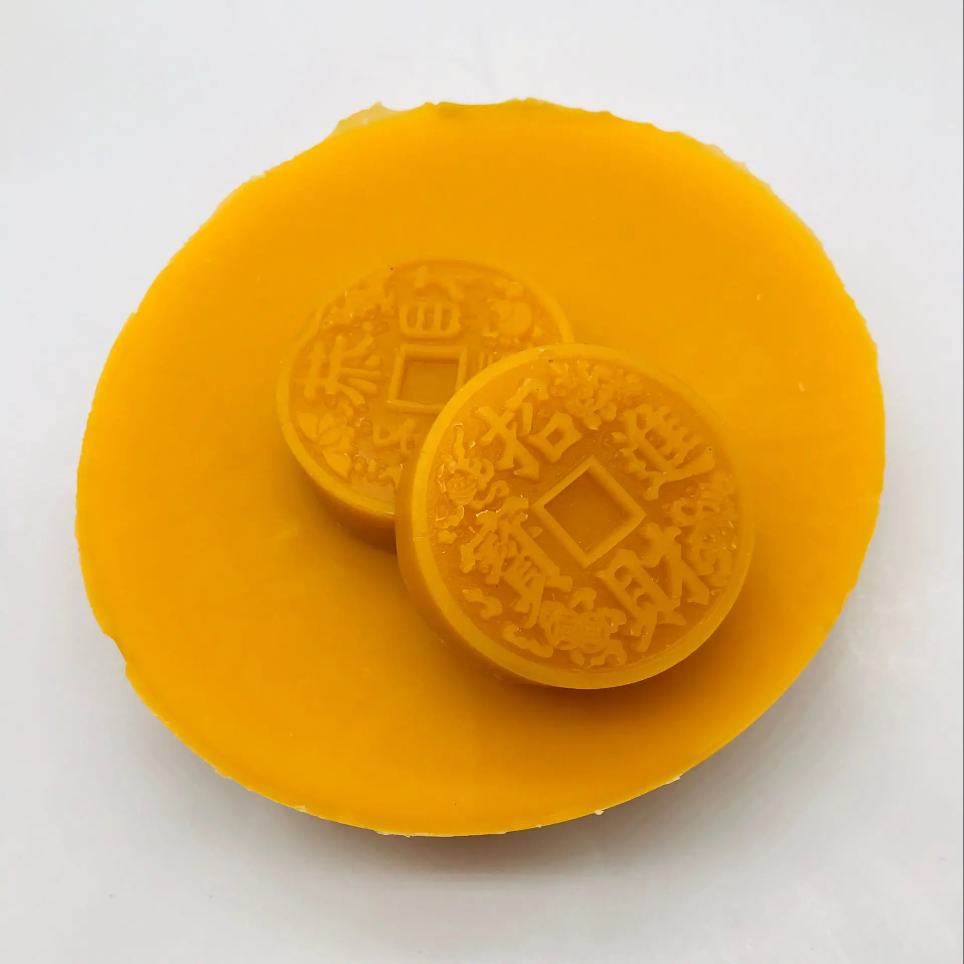 Beeswax  pellets High quality guaranteed organic bee wax