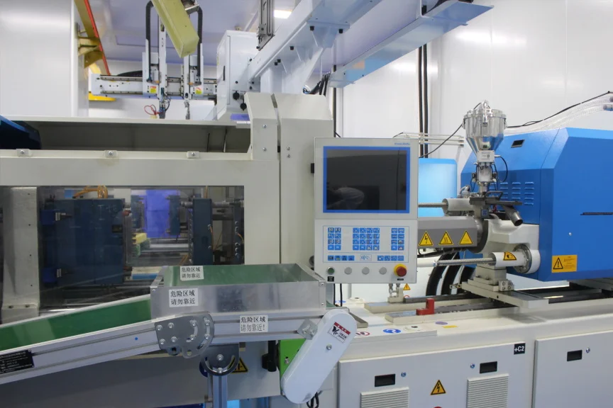 China Is a Manufacturer of Injection-molded, Customized Tiny ABS Plastic Parts. Personalized Tiny ABS Plastic Components