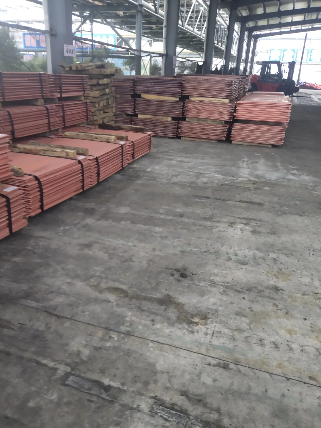 Заводская распродажа, большое количество пятен высокой чистоты, 99.9% медные катоды, ценовые концессии